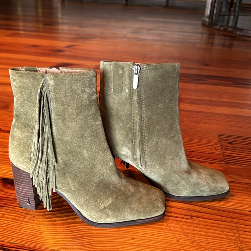 Sam Edelman Suede Green Fringe Boot Booties